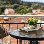 Guest house Nafsika And - 3*
