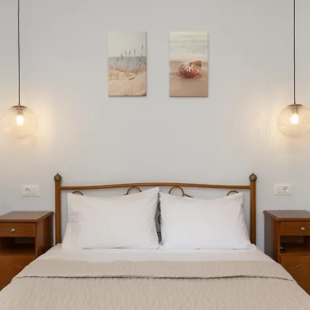 Nafsika And - Fiskardo